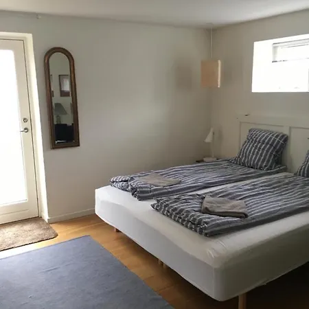Bed & Breakfast Bed *